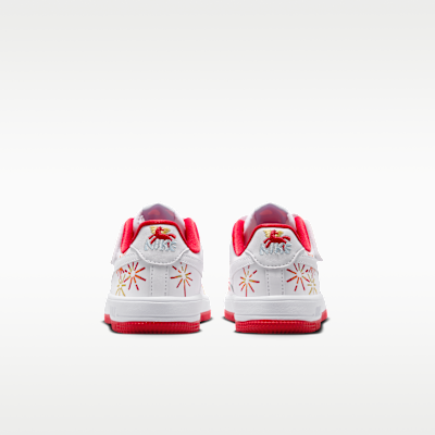 Nike Force 1 Low EasyOn Younger Kids' Shoes. Nike SG